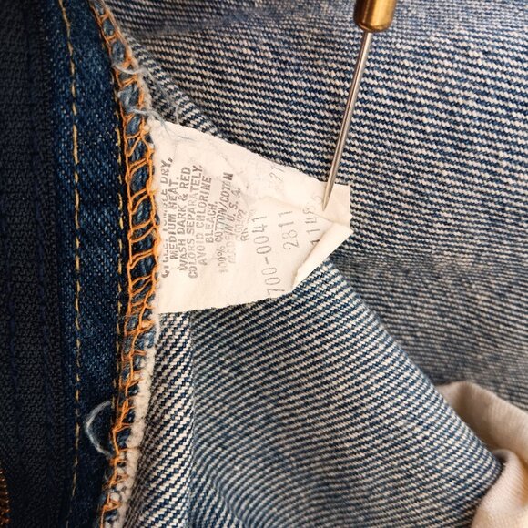 Vintage Mens LL BEAN Jeans 43x31 Fit 80s INDIGO DENIM Jeans USA MADE! 43x31 FIT - Picture 9 of 10